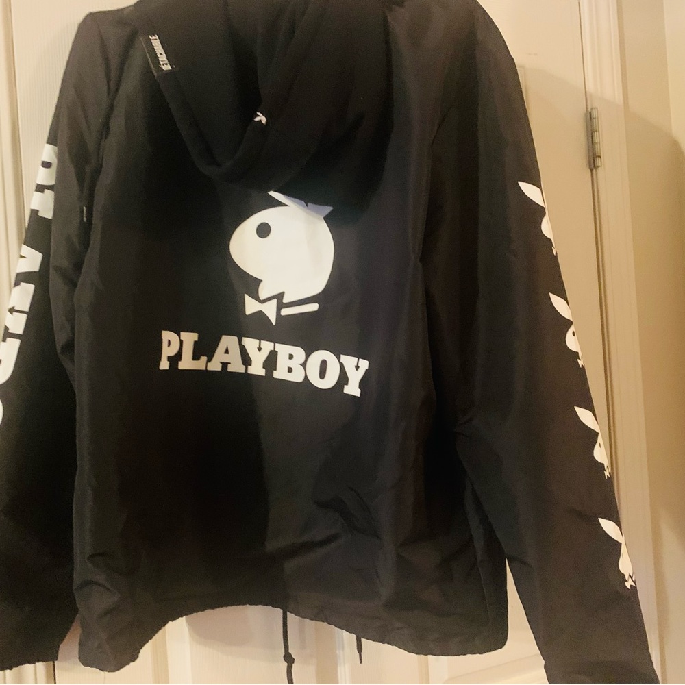 Windbreaker sweater